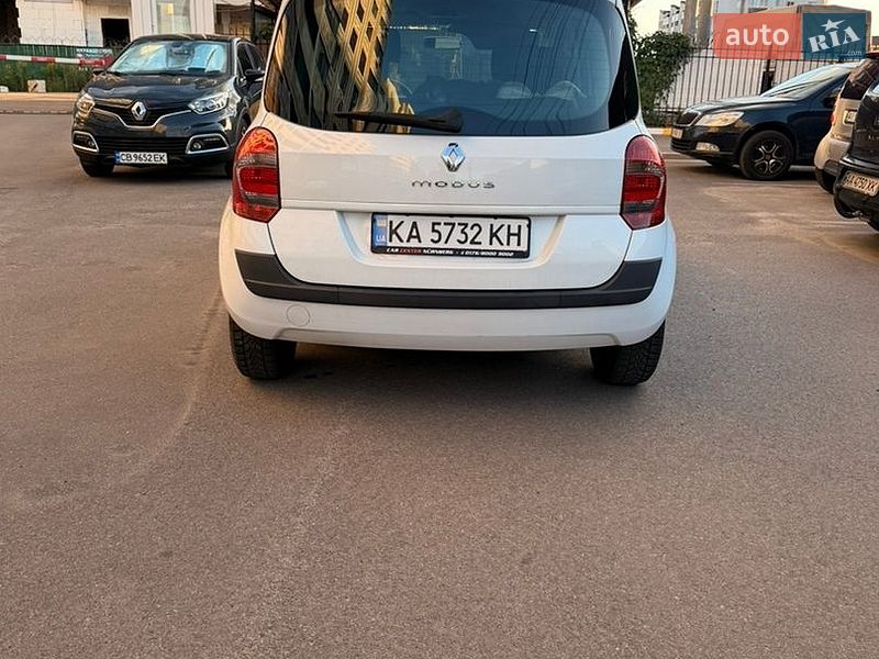 Хэтчбек Renault Modus 2010 в Киеве