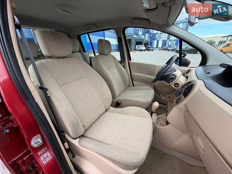 Хетчбек Renault Modus 2006 в Рівному