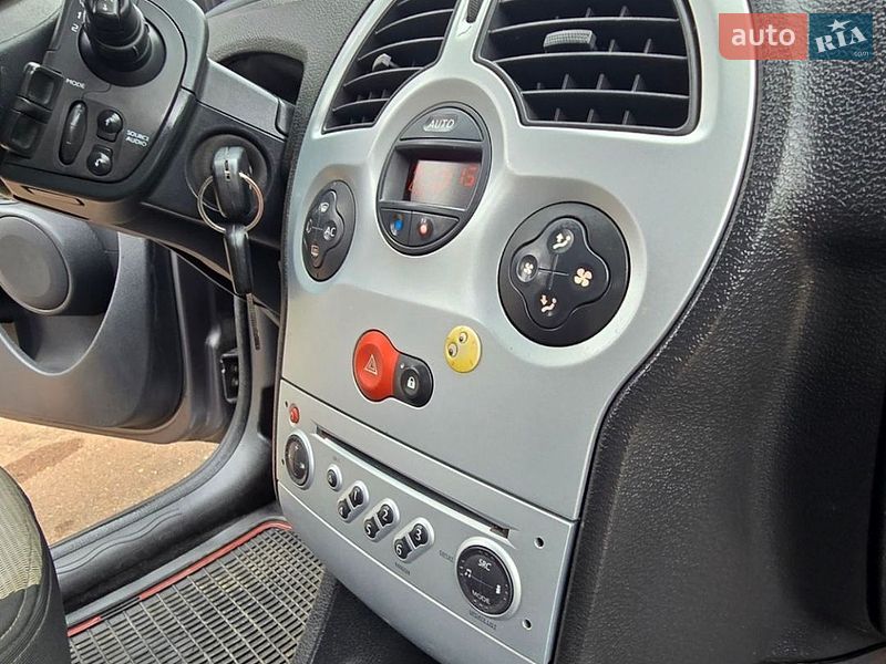 Хэтчбек Renault Modus 2008 в Трускавце