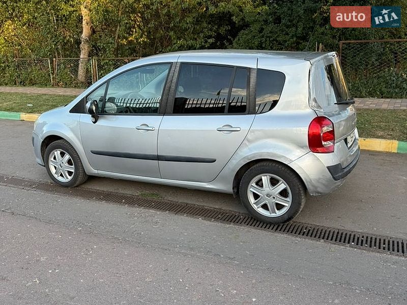 Хэтчбек Renault Modus 2008 в Киеве