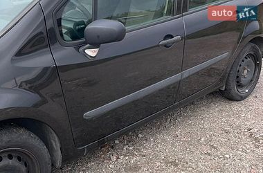 Хетчбек Renault Modus 2007 в Требухові
