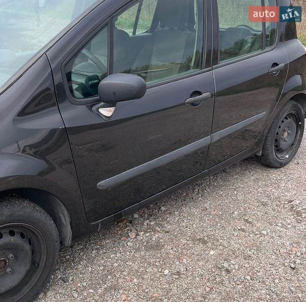 Хетчбек Renault Modus 2007 в Требухові