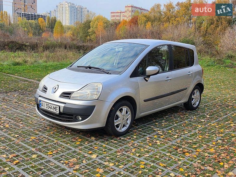 Хэтчбек Renault Modus 2008 в Киеве