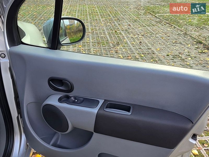 Хэтчбек Renault Modus 2008 в Киеве
