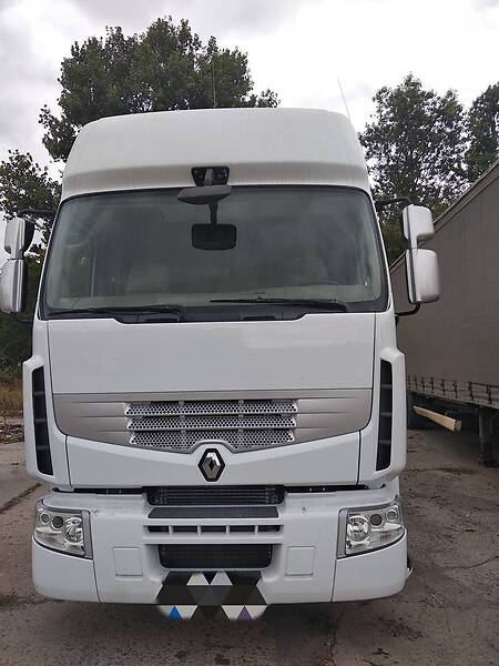 Тягач Renault Premium 2008 в Каменском