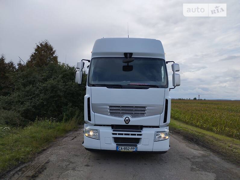 Renault Premium