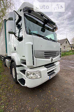 Грузовой фургон Renault Premium 2011 в 
