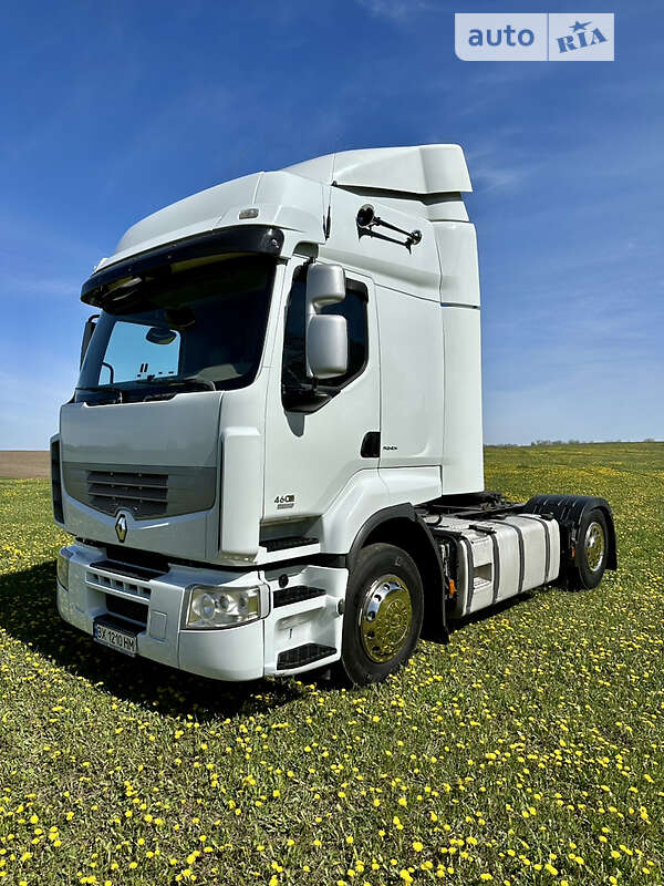 Тягач Renault Premium 2011 в Старокостянтинові