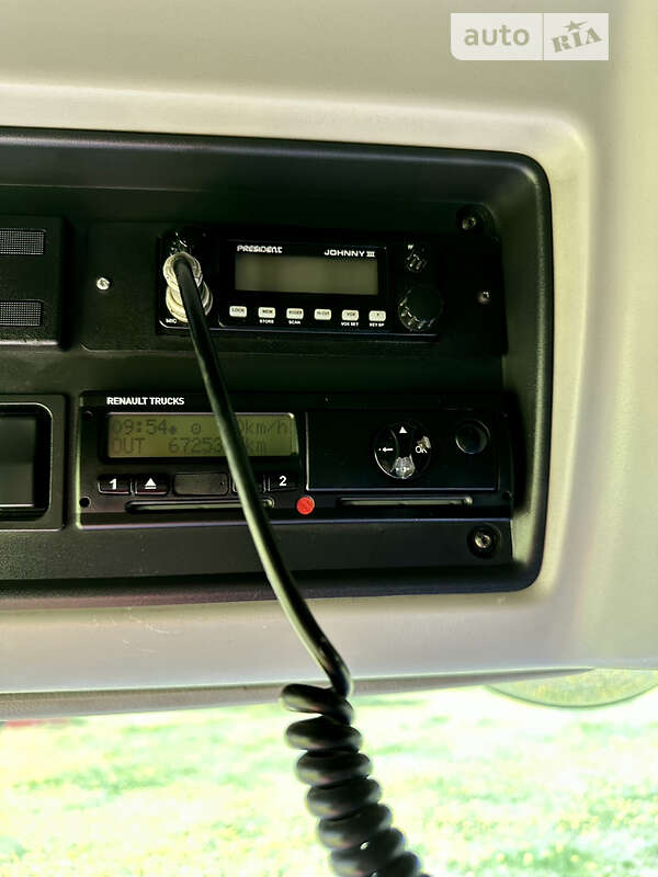 Тягач Renault Premium 2011 в Старокостянтинові