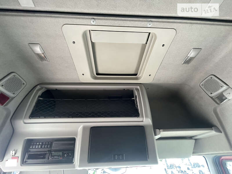 Тягач Renault Premium 2011 в Жовкве