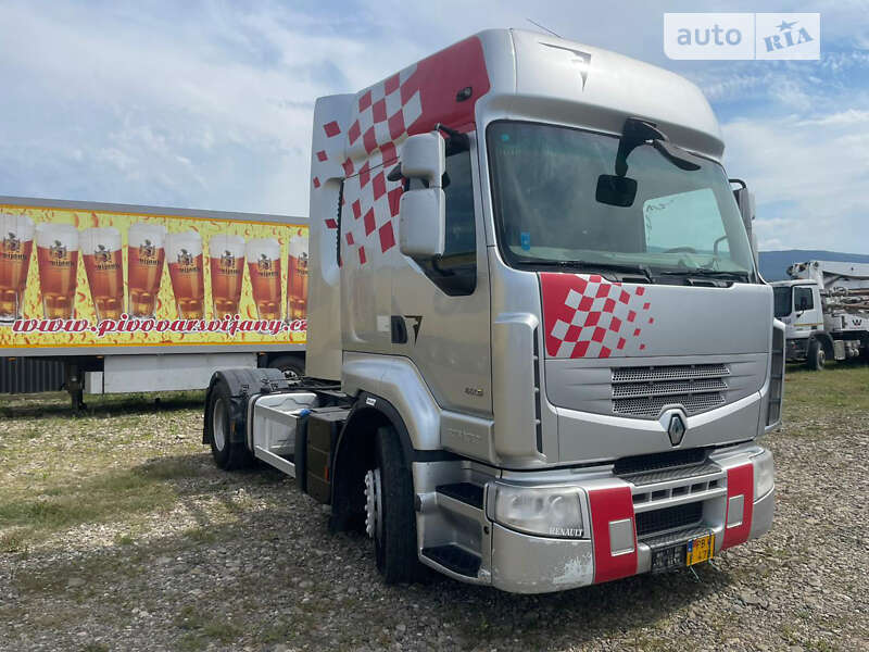 Тягач Renault Premium 2012 в Тячеві