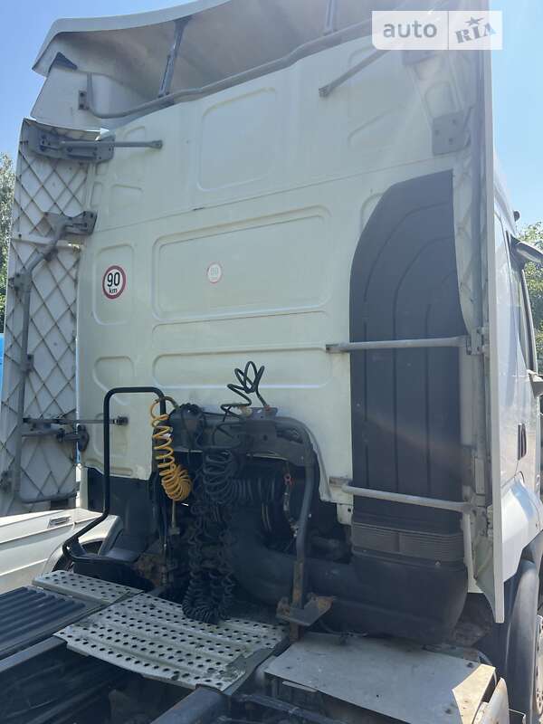 Тягач Renault Premium 2008 в Львове