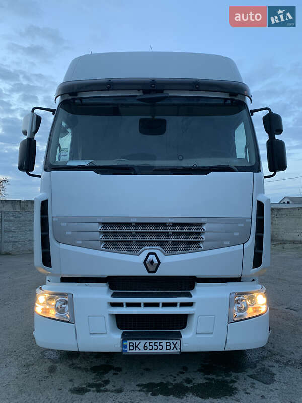 Тягач Renault Premium 2010 в Здолбунове