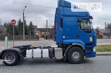 Тягач Renault Premium 2011 в 