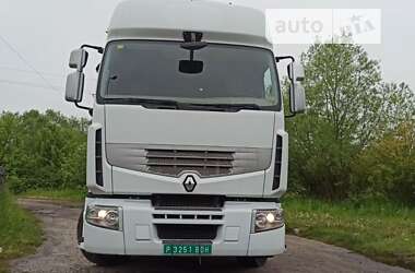 Тягач Renault Premium 2011 в Львове