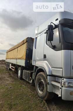 Тягач Renault Premium 2000 в Новом Буге