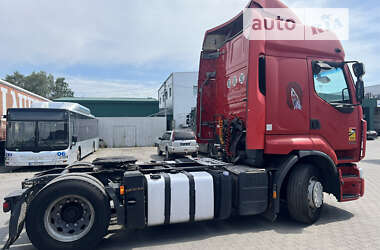 Тягач Renault Premium 2012 в 