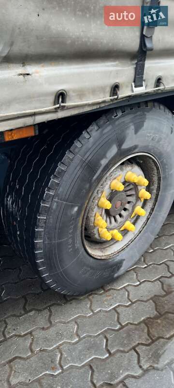 Тягач Renault Premium 2011 в Львове