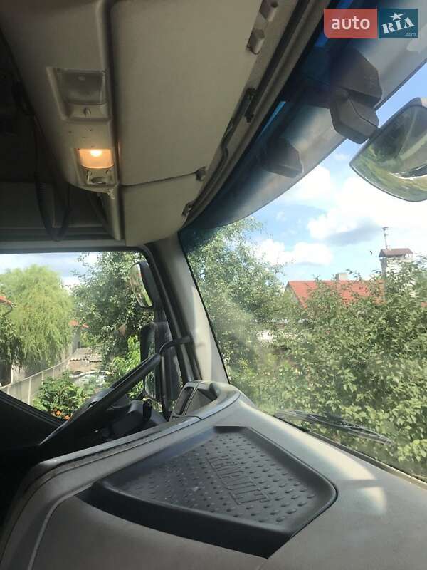 Тягач Renault Premium 2011 в Луцке