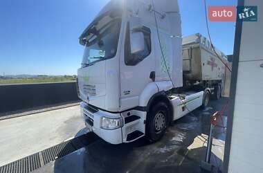 Тягач Renault Premium 2012 в 