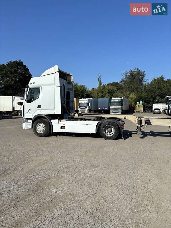 Тягач Renault Premium 2006 в Одессе
