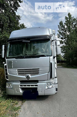 Тягач Renault Premium 2012 в 