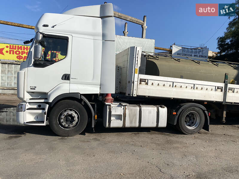 Тягач Renault Premium 2008 в Киеве фото 10 Тягач Renault Premium 2008 в Киеве