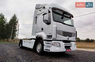 Тягач Renault Premium 2012 в 