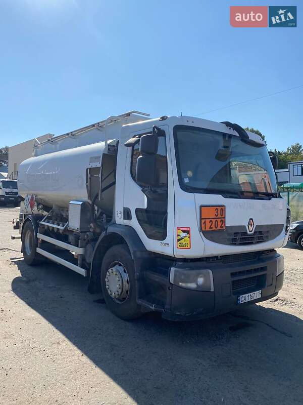 Renault Premium 2011