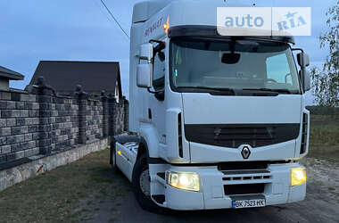 Тягач Renault Premium 2013 в Сарнах