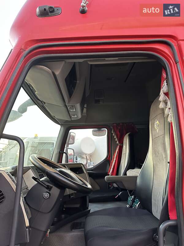 Тягач Renault Premium 2012 в Тернополе