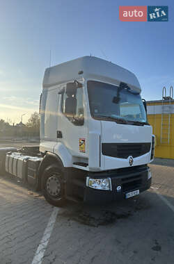 Тягач Renault Premium 2012 в Дубні