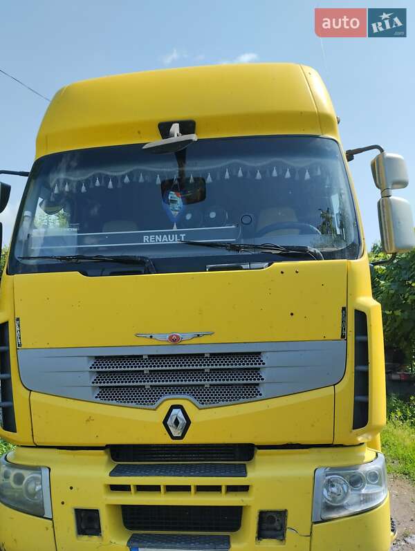 Тягач Renault Premium 2007 в Новой Басане