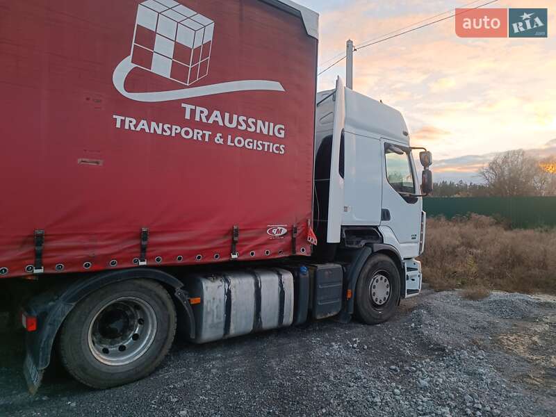 Тягач Renault Premium 2008 в Каменском