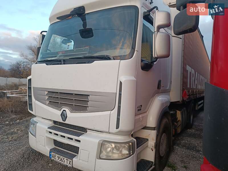 Тягач Renault Premium 2008 в Каменском