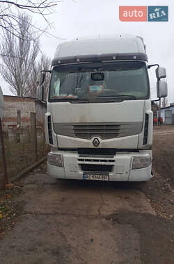 Тягач Renault Premium 2008 в Киверцах