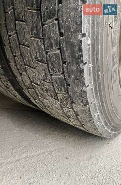 Тягач Renault Premium 2013 в 