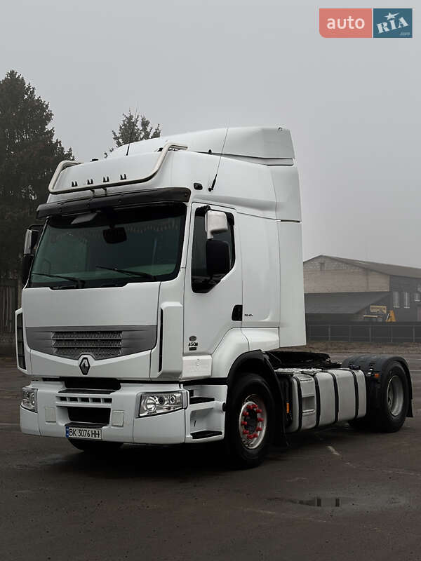 Тягач Renault Premium 2008 в Березному