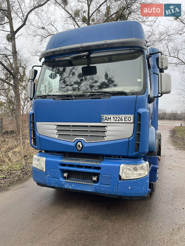 Другие грузовики Renault Premium 2011 в Коростене