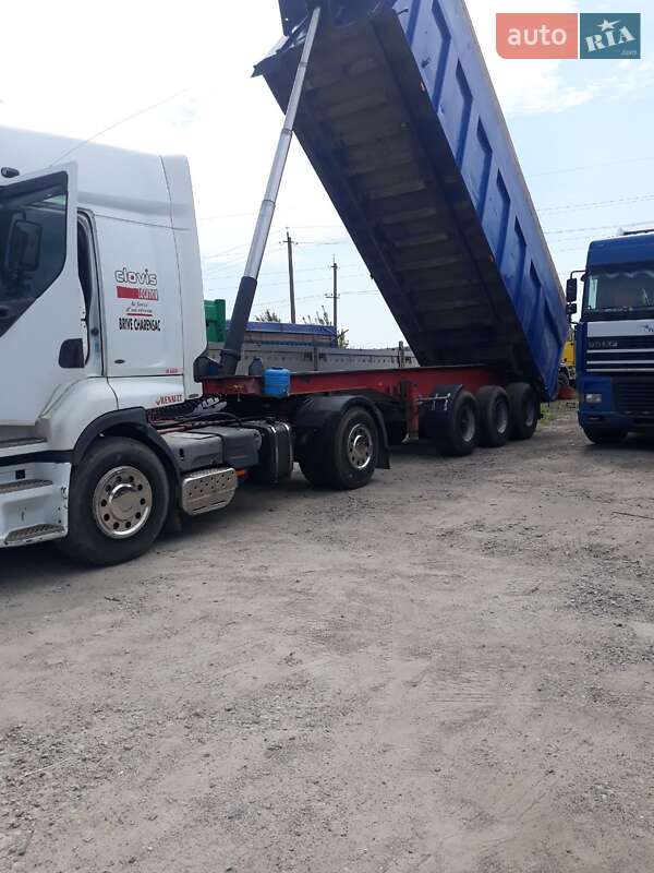 Самосвал Renault Premium 1999 в Лохвице
