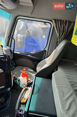Тягач Renault Premium 2011 в 
