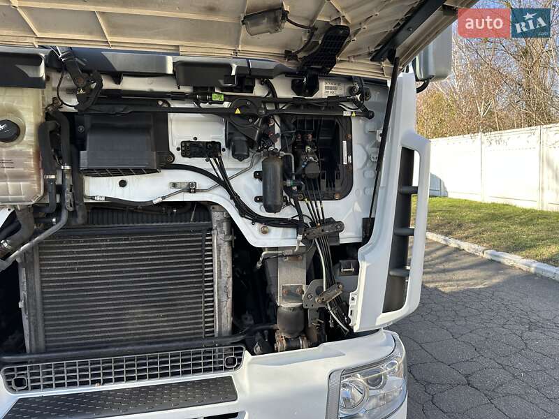 Тягач Renault Premium 2012 в Киеве