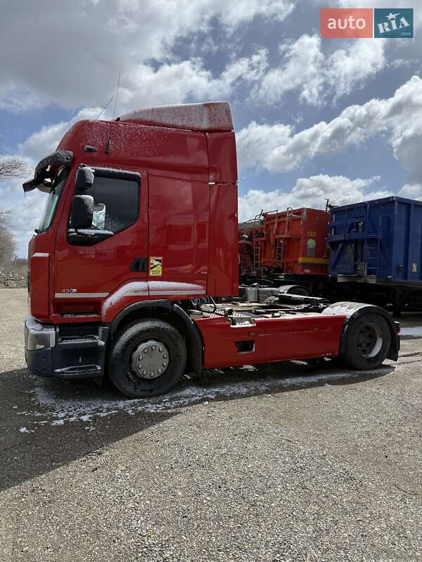 Тягач Renault Premium 2012 в Тернополі