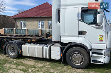 Тягач Renault Premium 2012 в 