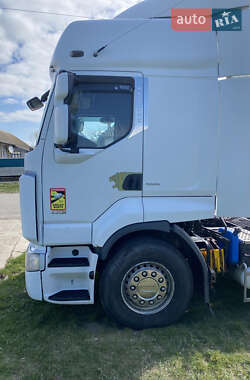 Тягач Renault Premium 2012 в 