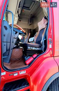 Тягач Renault Premium 2010 в 