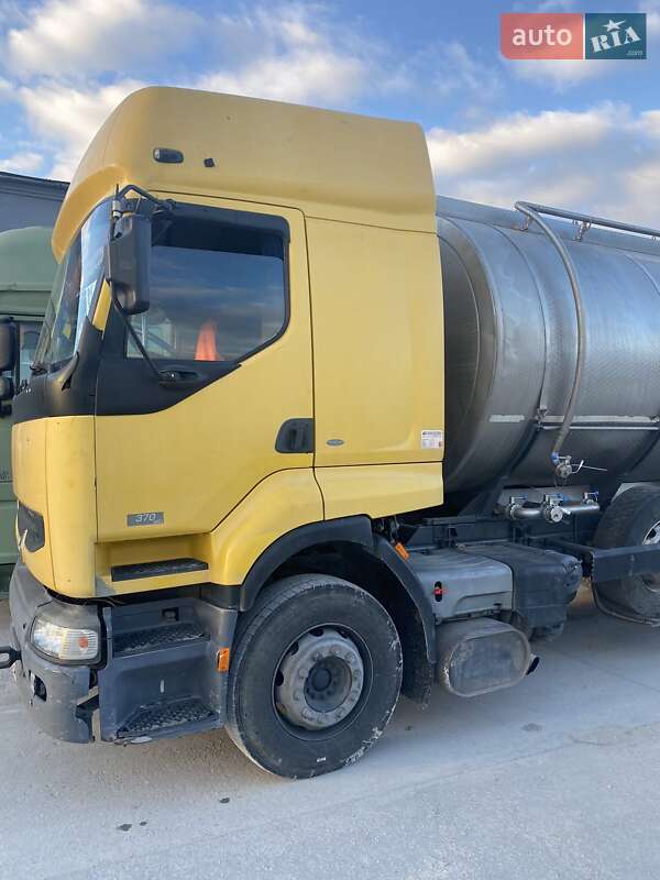 Цистерна Renault Premium 2005 в Тернополі фото 2 Цистерна Renault Premium 2005 в Тернополі