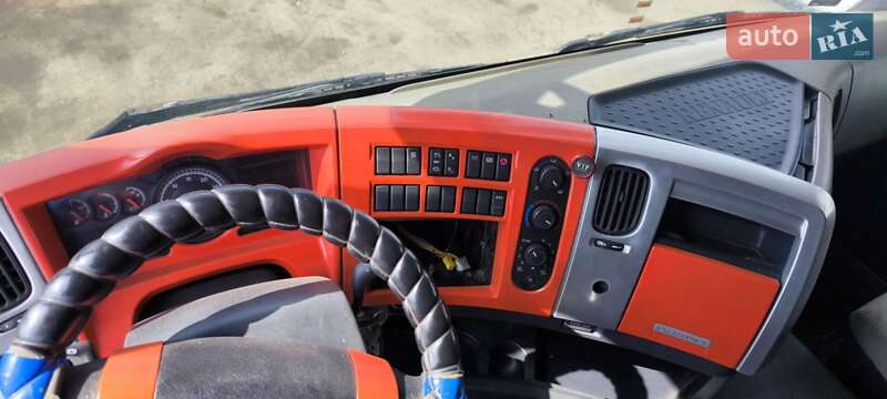 Тягач Renault Premium 2008 в Умани