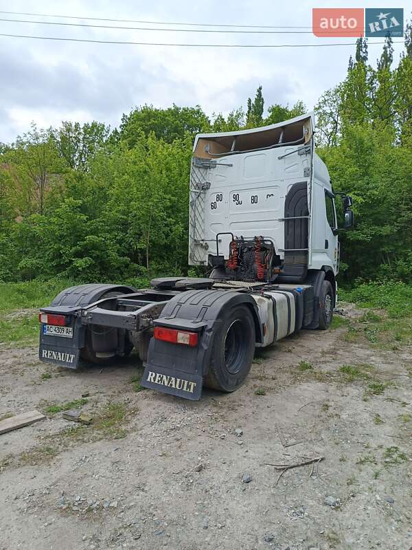 Тягач Renault Premium 2011 в Луцке