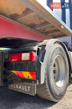 Тягач Renault Premium 2010 в 